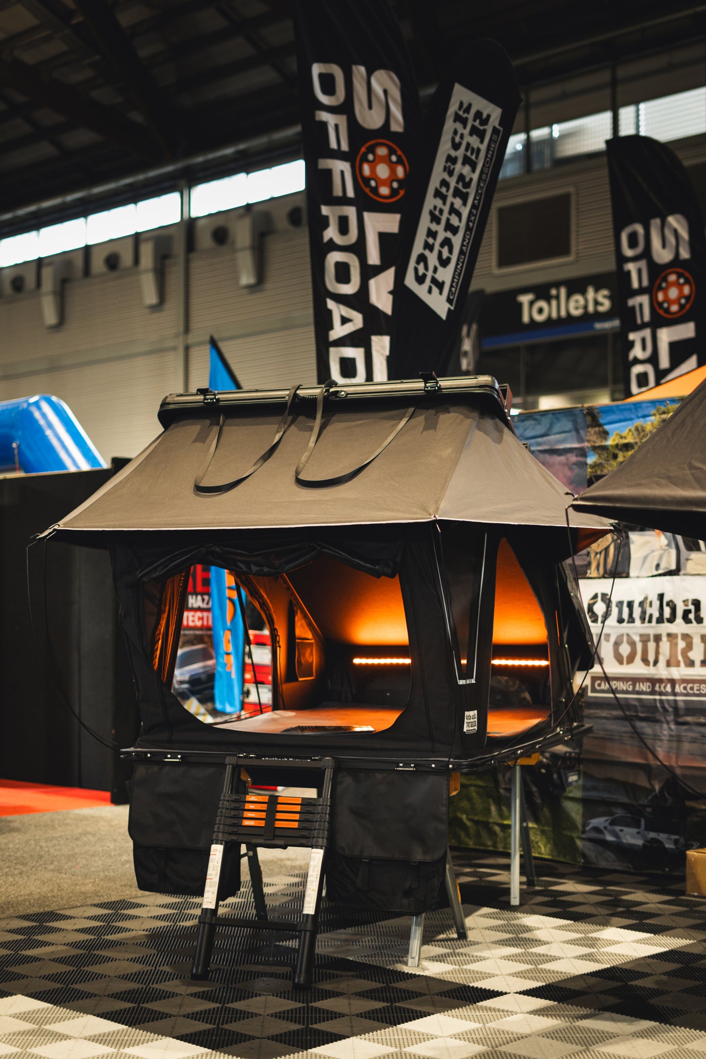 OT 1.2 X ROOFTOP TENT