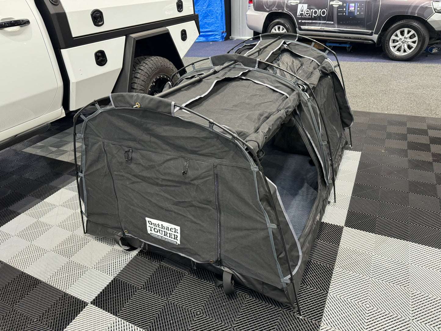 Outback Tourer Premium Swag