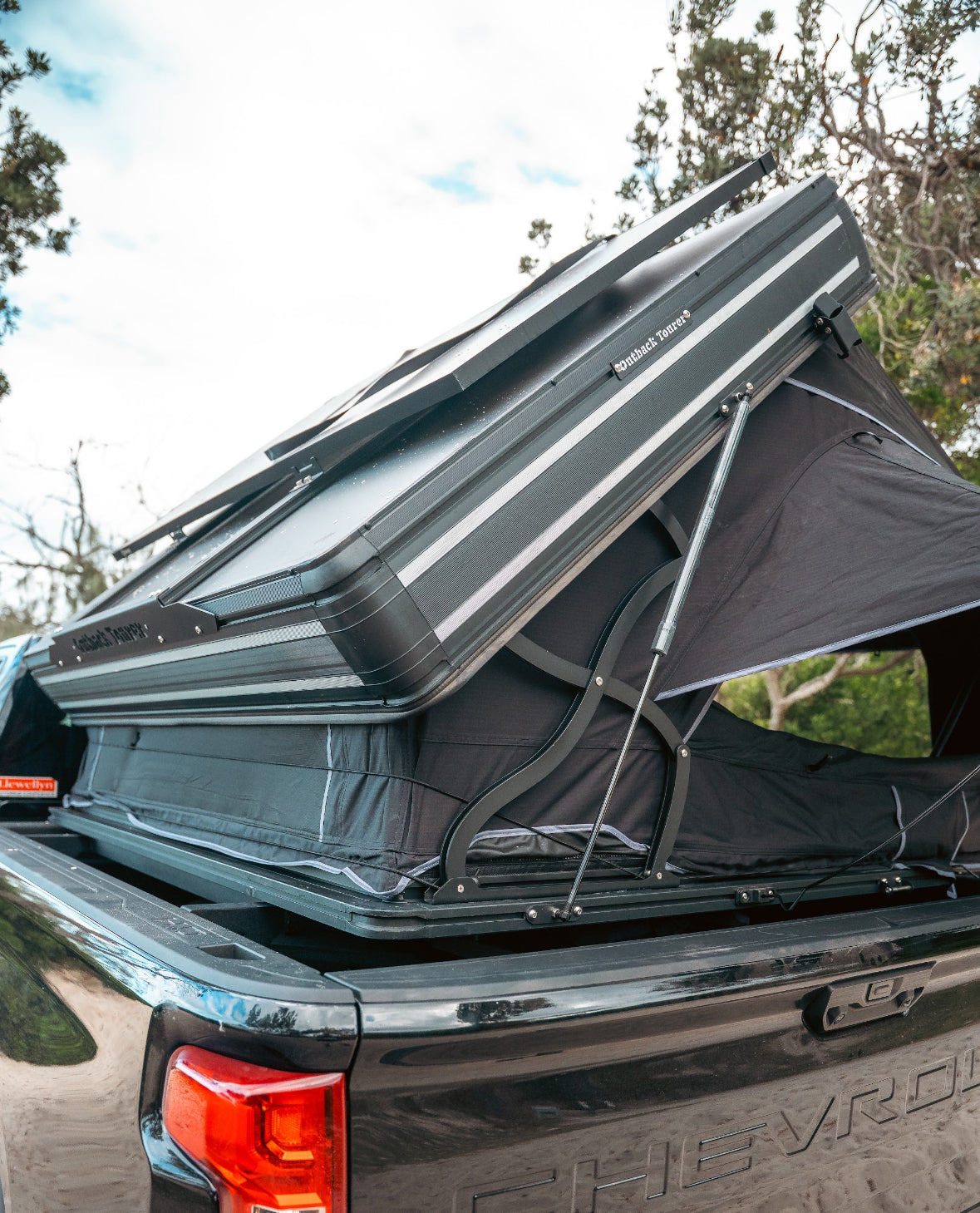 OT 1.9 Pro Rooftop Tent
