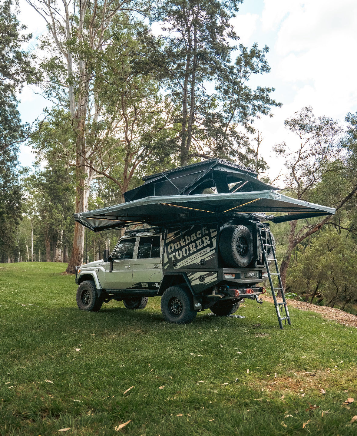 OUTBACK TOURER 270 PLUS WITH D ZIPPER
