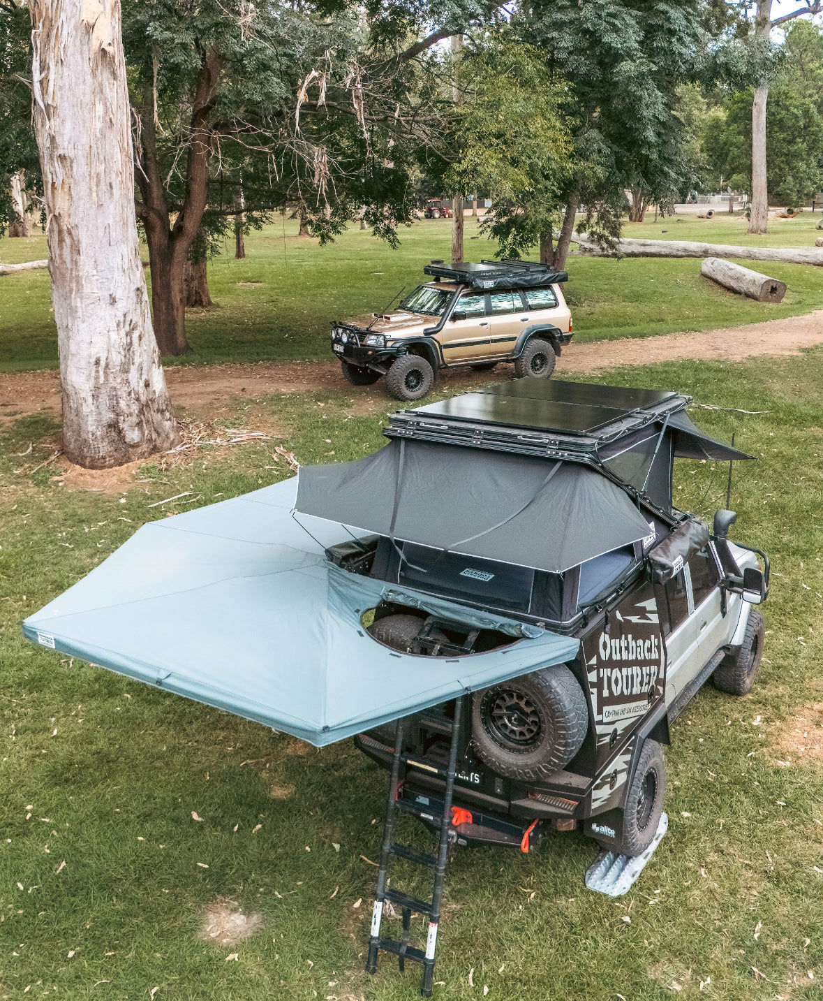 OUTBACK TOURER 270 PLUS WITH D ZIPPER