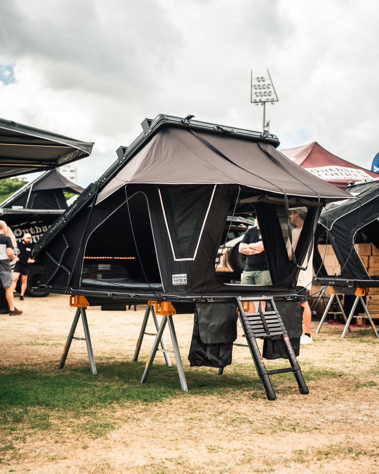 OT 1.2 X ROOFTOP TENT