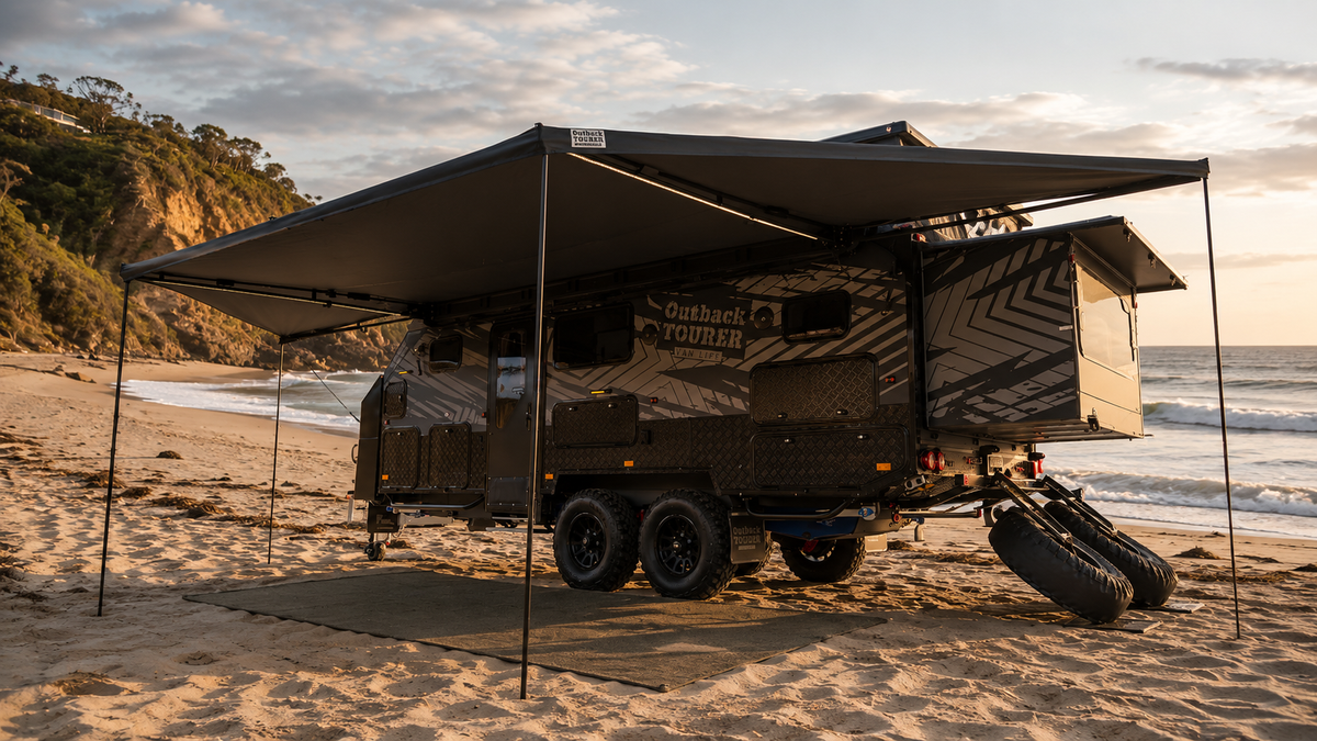 OT 19C Hybrid Caravan ( Club Lounge )