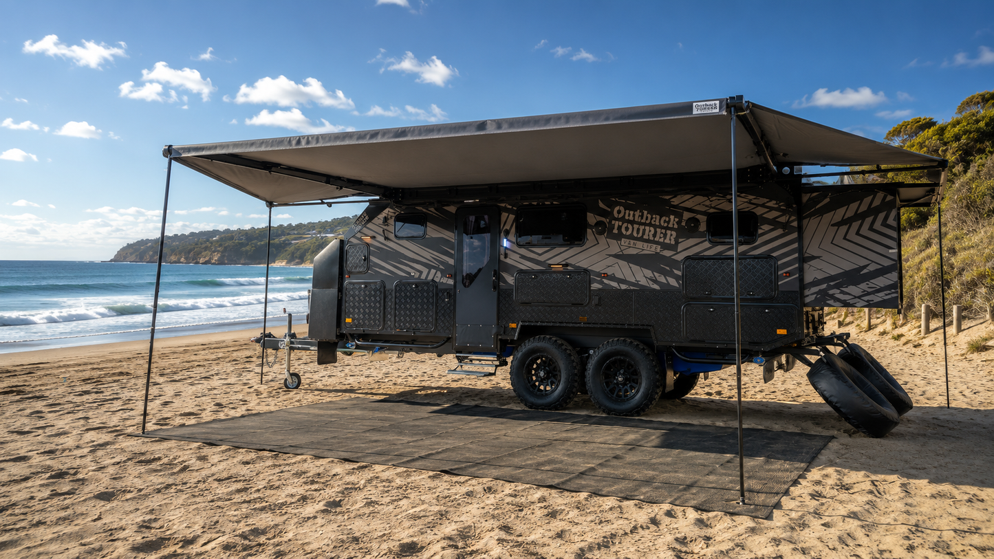 OT 19C Hybrid Caravan ( Club Lounge )