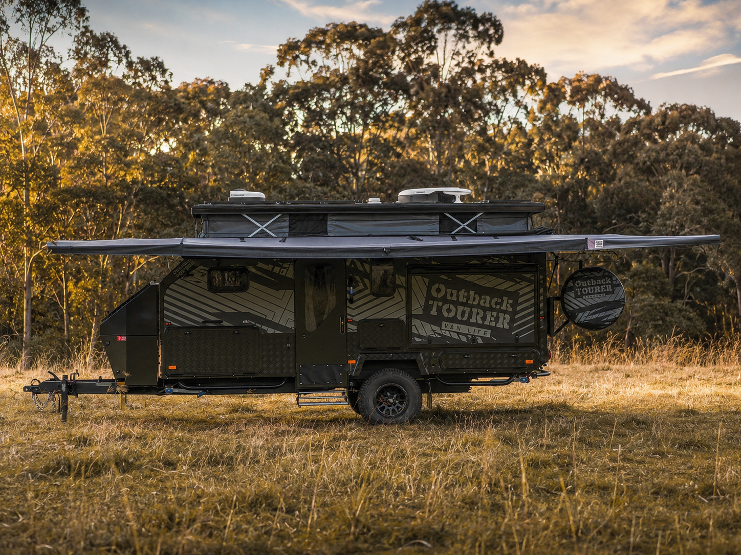 OT 16SC Hybrid Caravan ( Side Fold Club Lounge ) - Outback Tourer