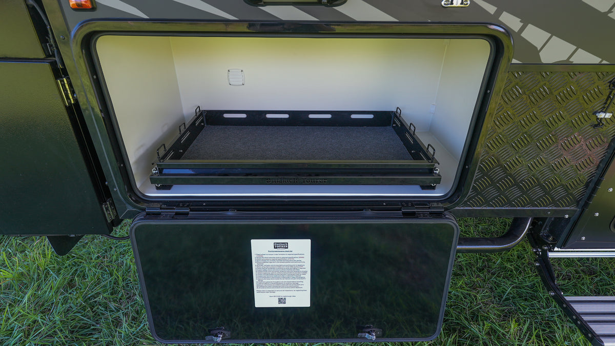 OT 16SC Hybrid Caravan $66,990 ( Side Fold Club Lounge )