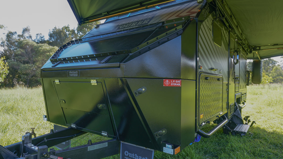 OT 16SC Hybrid Caravan $66,990 ( Side Fold Club Lounge )