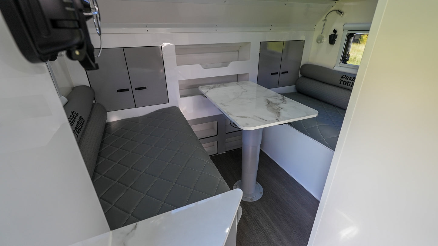 OT 16SC Hybrid Caravan $66,990 ( Side Fold Club Lounge )