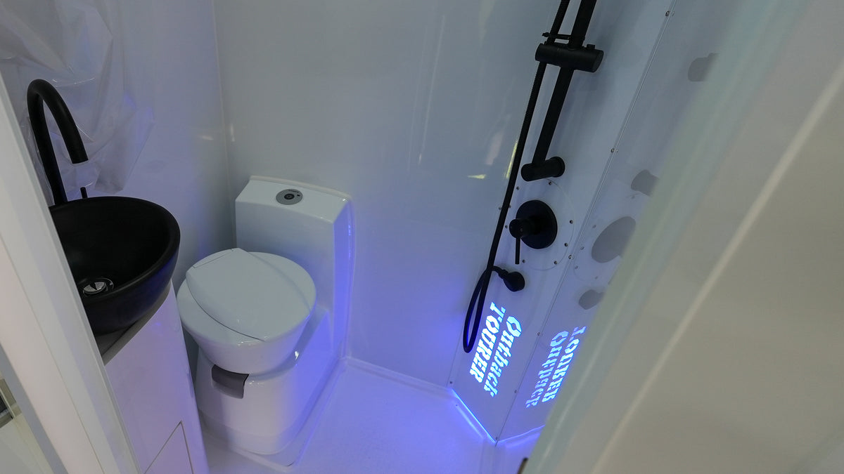 OT 16SC Hybrid Caravan $66,990 ( Side Fold Club Lounge )