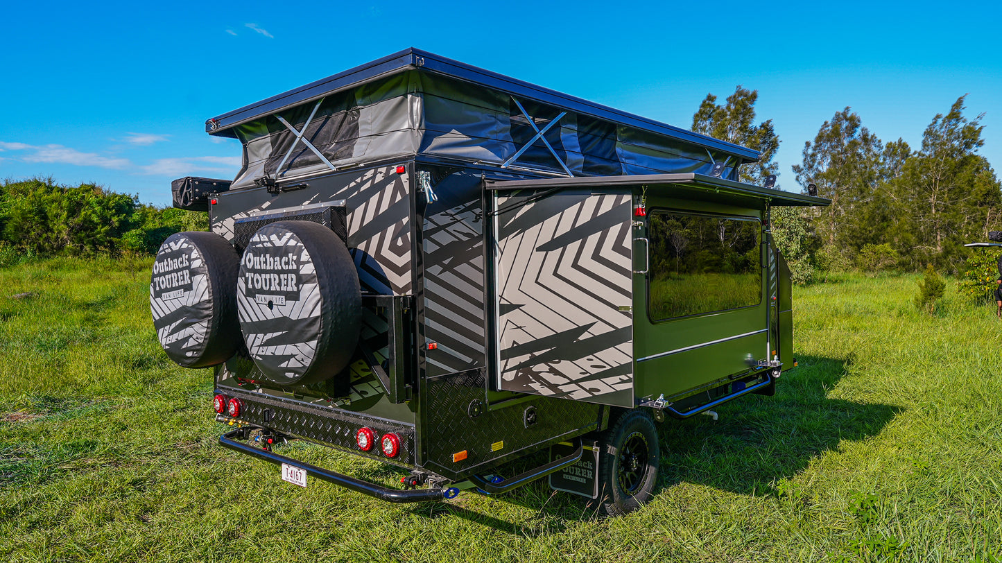 OT 16SC Hybrid Caravan $66,990 ( Side Fold Club Lounge )
