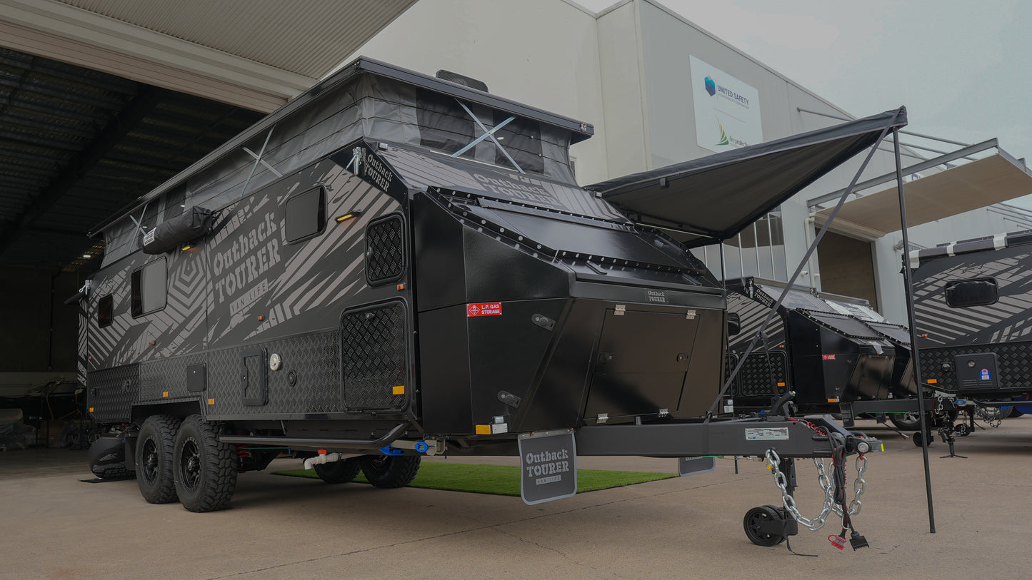 OT 19C Hybrid Caravan $81,990 ( Club Lounge )