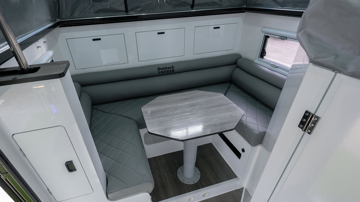 OT 19C Hybrid Caravan $81,990 ( Club Lounge )