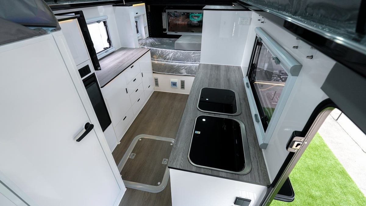 OT 19C Hybrid Caravan $81,990 ( Club Lounge )