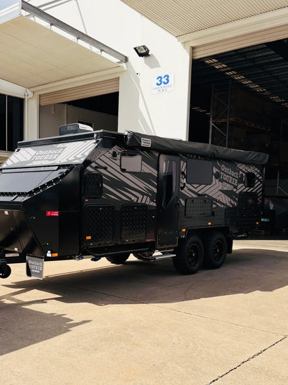 OT 19C Hybrid Caravan $81,990 ( Club Lounge )