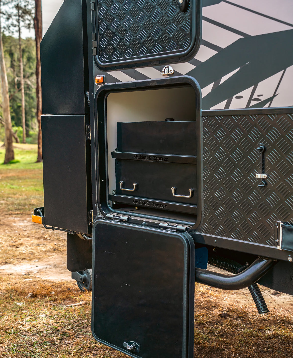 OT 13 Hybrid caravan $61,990 ( 13 ft )