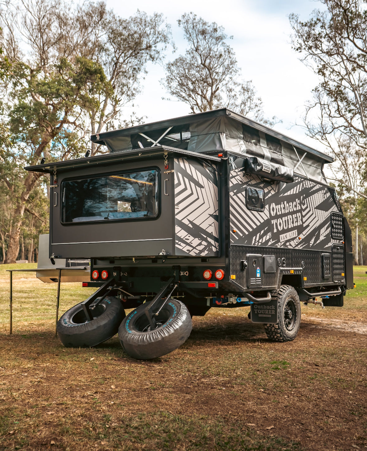 OT 13 Hybrid caravan $61,990 ( 13 ft )