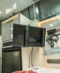 OT 16C Hybrid caravan $66,990 ( Club Lounge )