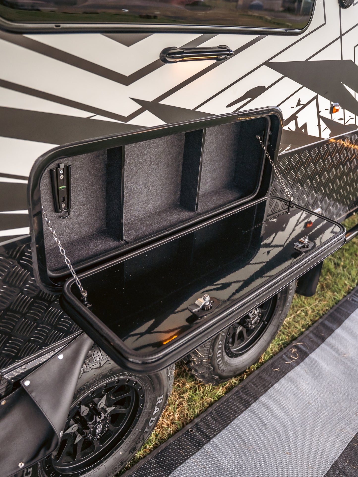 OT 19B Hybrid Caravan ( Bunk )