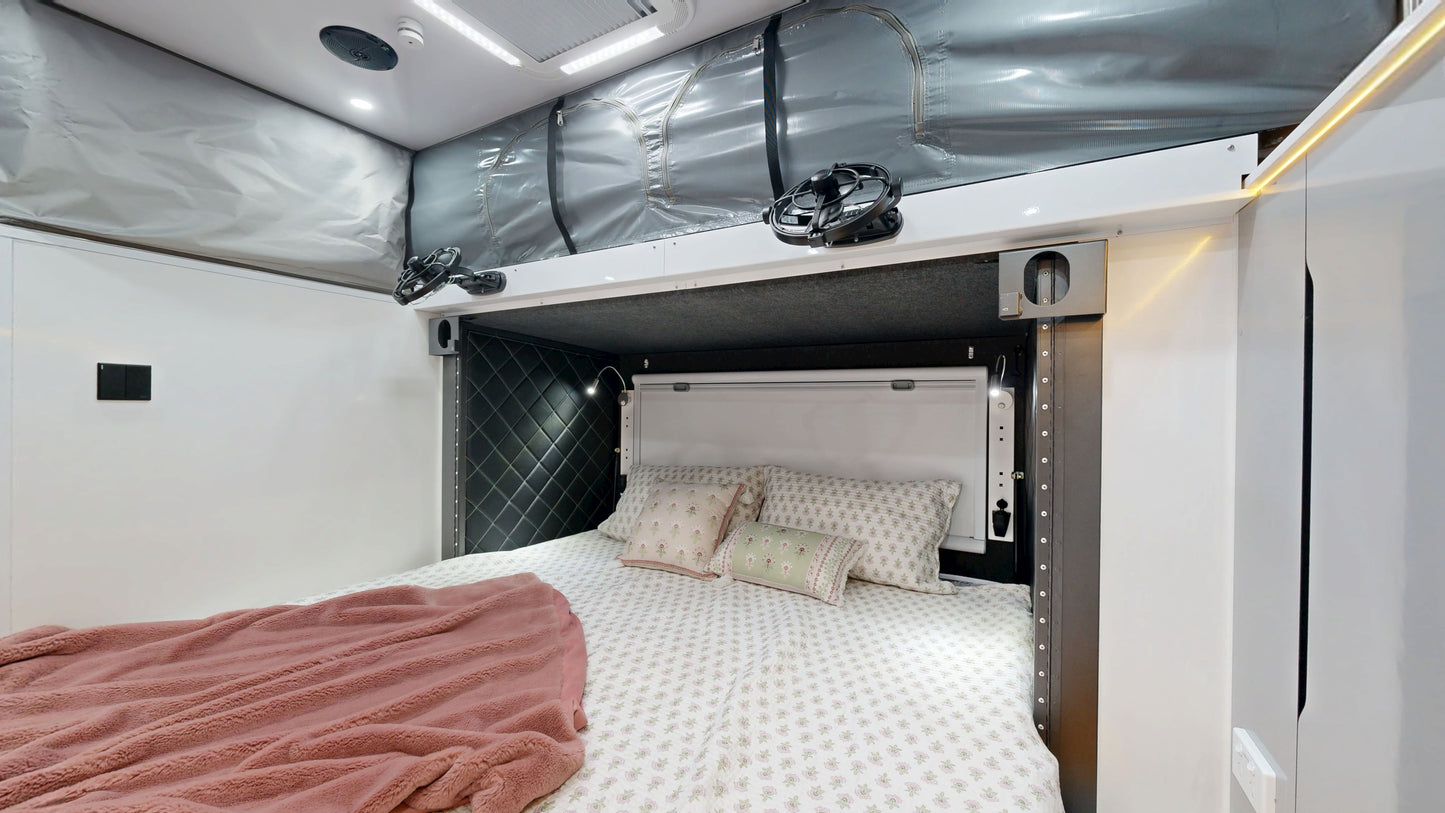 OT 16SC Hybrid Caravan ( Side Fold Club Lounge )